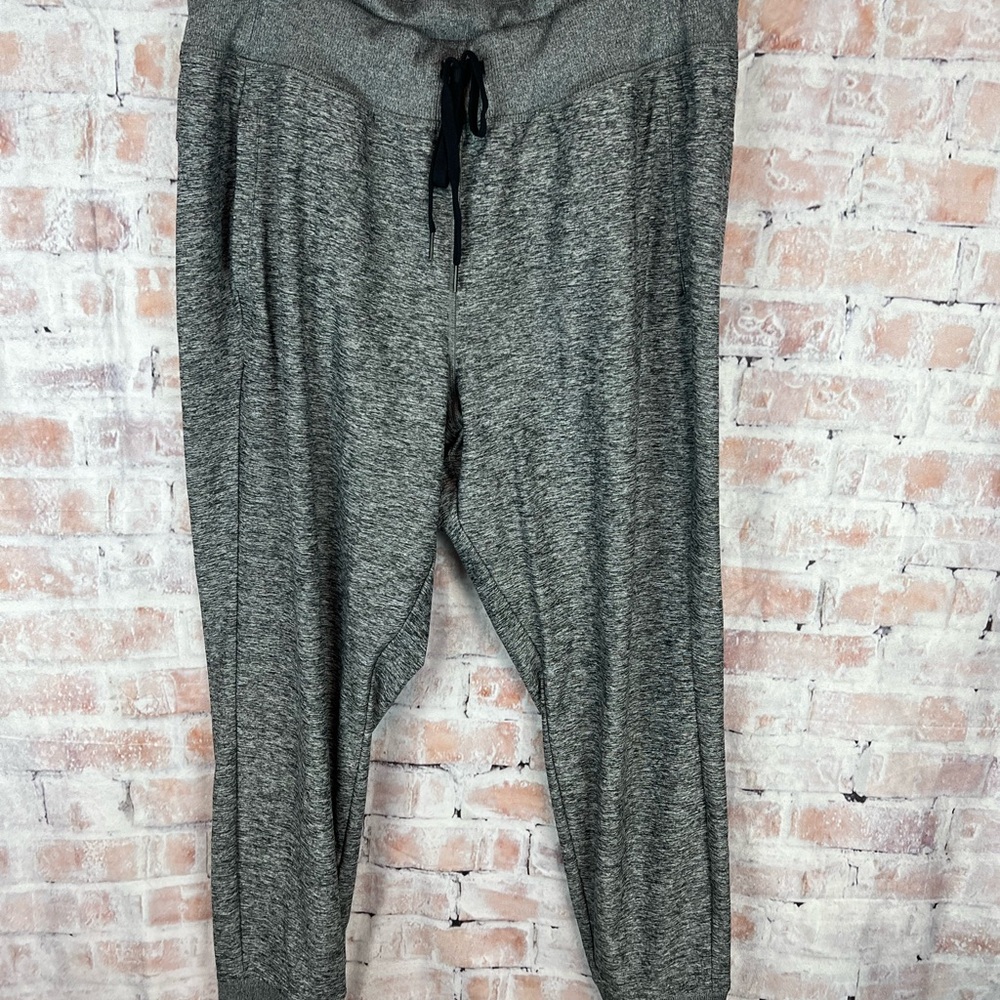 CALIA by Carrie Underwood Heather Gray Joggers